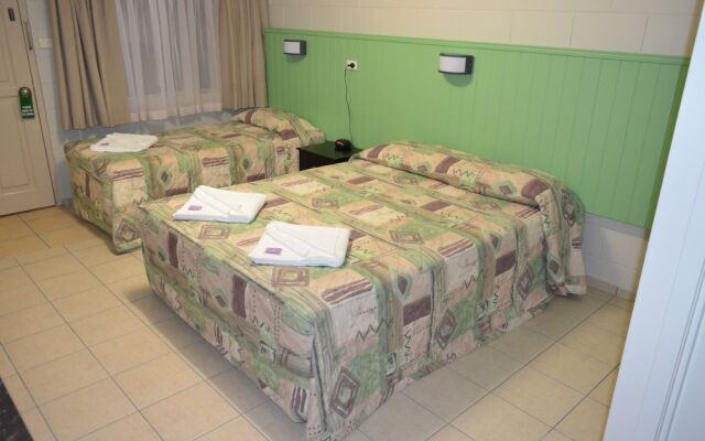 Welcome Home Motel and Apartments