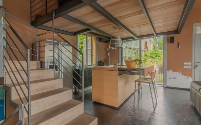 Fontana Penthouse in Fiumelatte