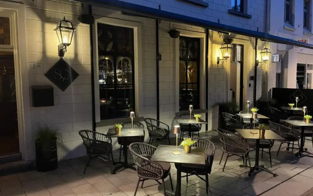 Square Boutique Hotel & Brasserie