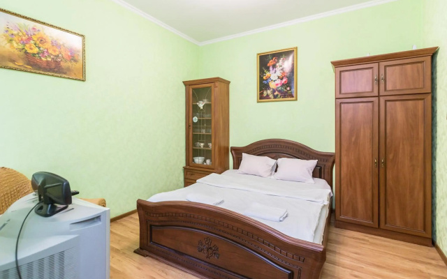 Апартаменти по вул.Люльки 8 - Apartments on Lulki Street 8