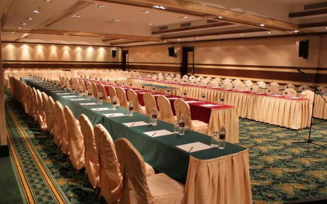 Imperial Palace Hotel