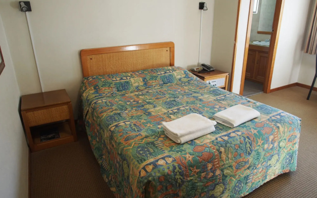 The Ascot Motel