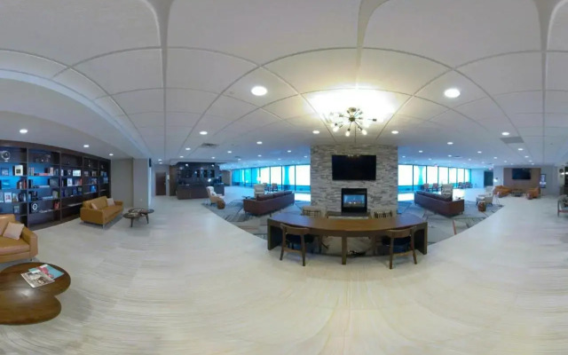 Clarion Hotel & Conference Ctr