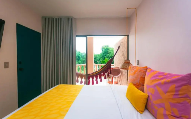 Del Trópico Hotel By GyC Hotels