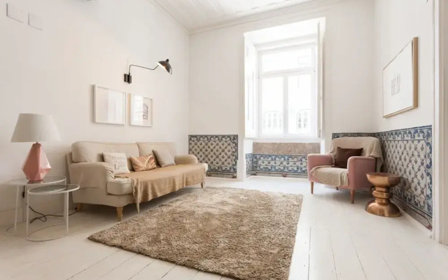 Baixa Tile Blue Two-Bedroom Apartment - by LU Holidays