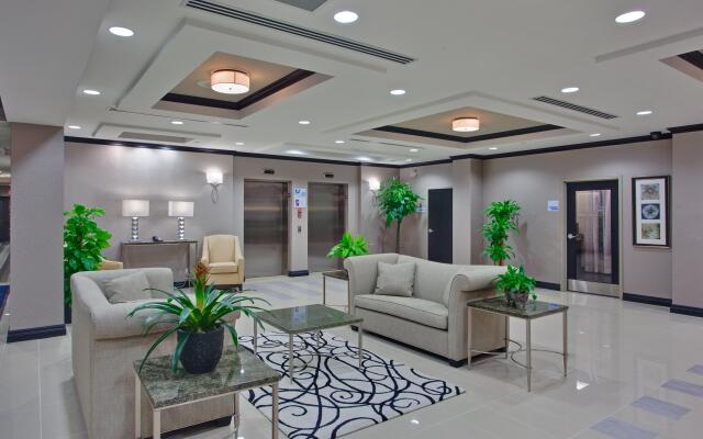 Holiday Inn Express & Suites Ottawa West - Nepean by IHG