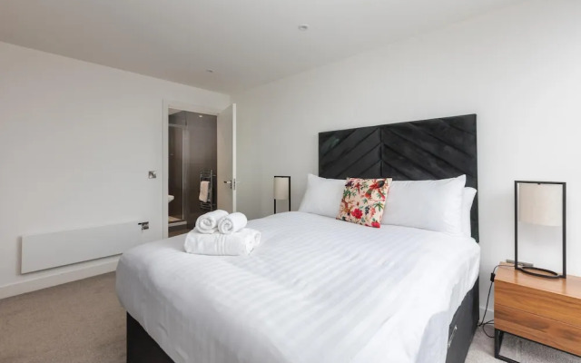 Stylish Flat for City Living