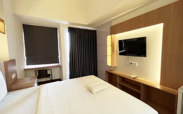 Restful And Simply Look Studio Vida View Makassar Apartment