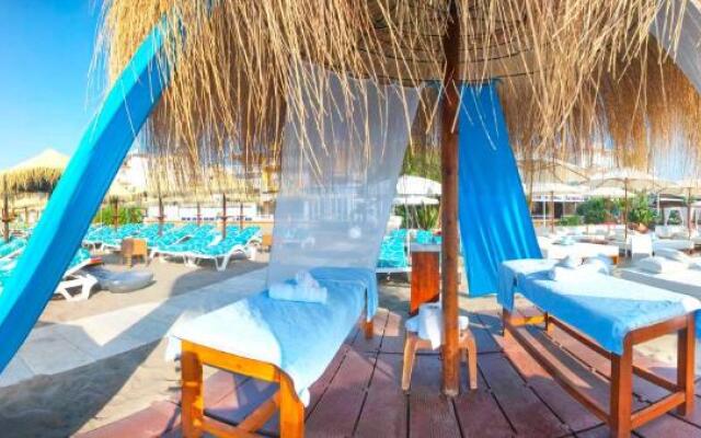 Playa Miguel Beach Club & Aparthotel