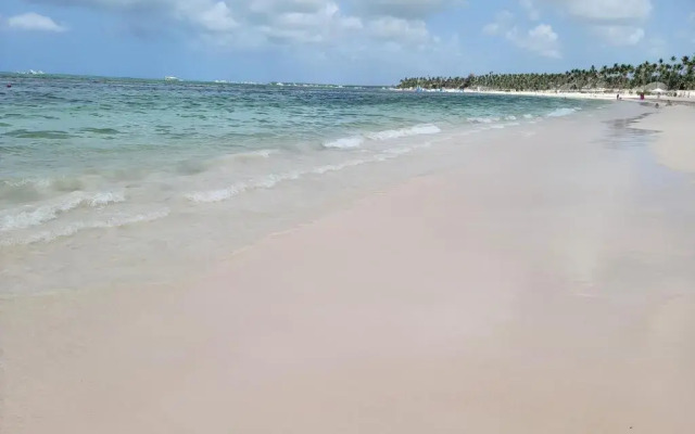 Coral Village Deluxe 1B Condo-Oasis Tropical