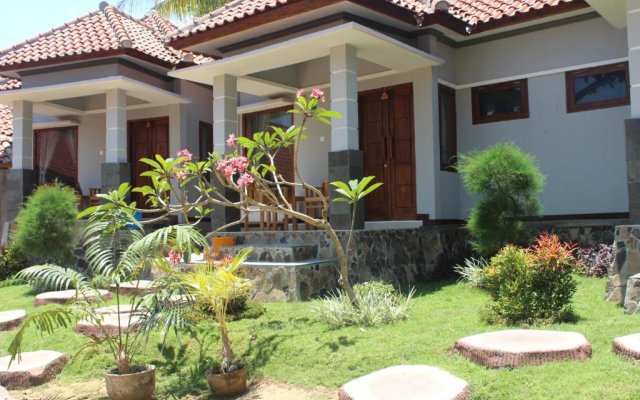 Tri Putri Home Stay