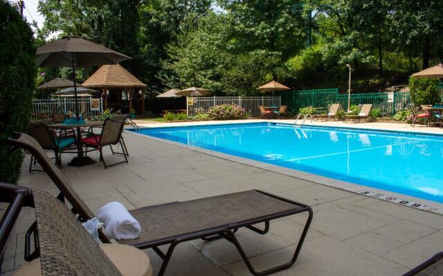 Mitchell Executive Hotels-Fort Lee