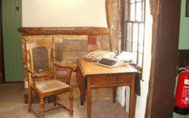 Alma Inn & Dining Rooms
