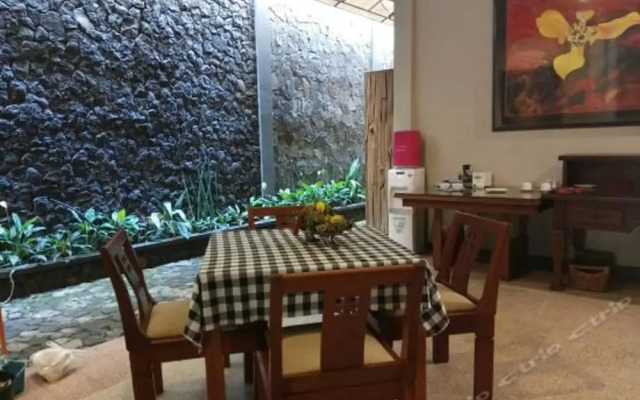 Helena Guest House