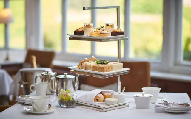 The Devonshire Arms Country House Hotel & Spa
