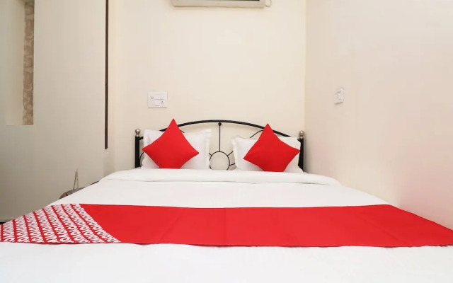 OYO 49758 Hotel Royal Harbour