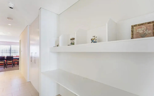 Cote D'Azur, Unit 40/61 Donald Street