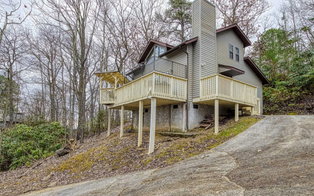 Mtn Chalet w Pool-hot Tub-gym-game Room-sauna