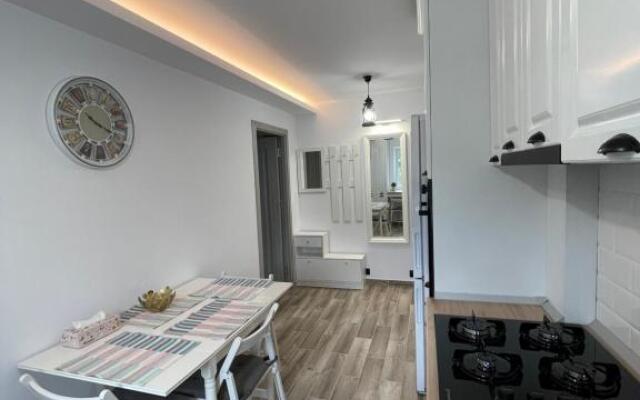 Robert’s Apartament 2