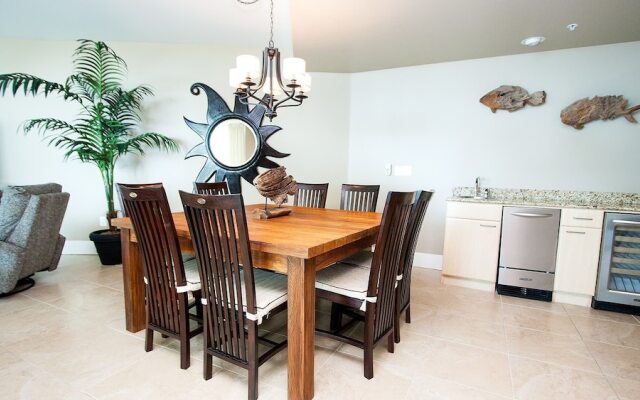 Crc0415 4 Bedroom Condo