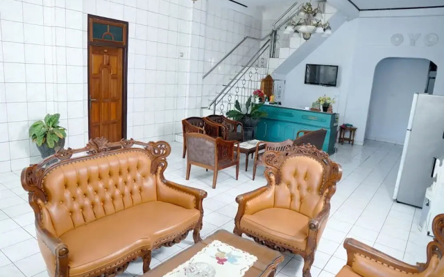 OYO 2585 Sherren Guest House