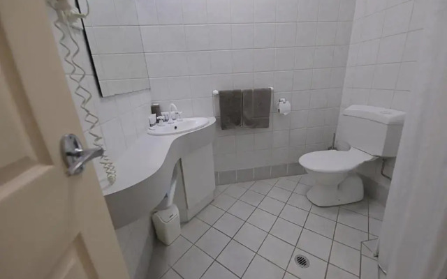Lakeview Apartments
