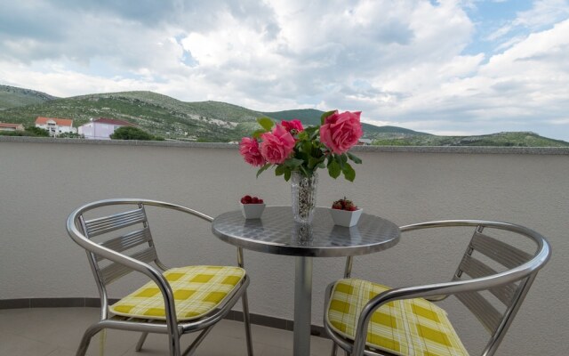 Apartments Livaja
