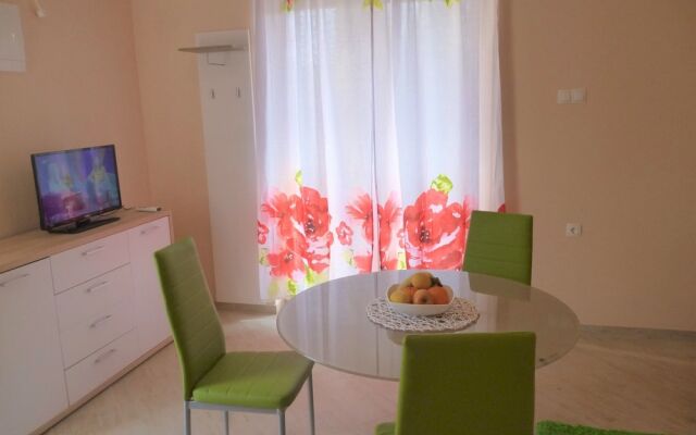 Apartments Lea by the Pebble Beach Jaz
