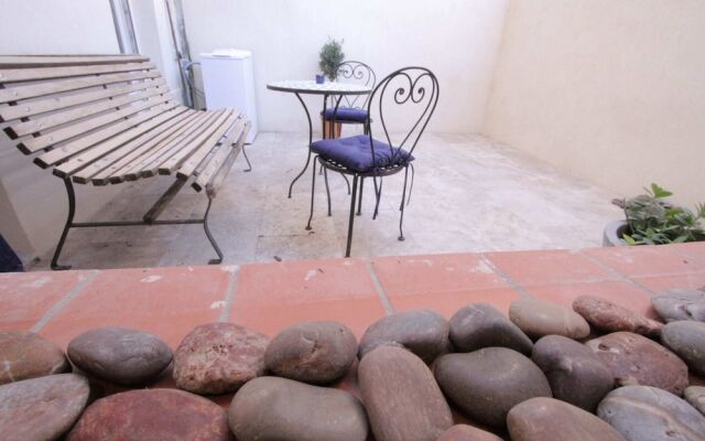 Quiet Apartment Of 38M2 Bright With Pretty Terrace