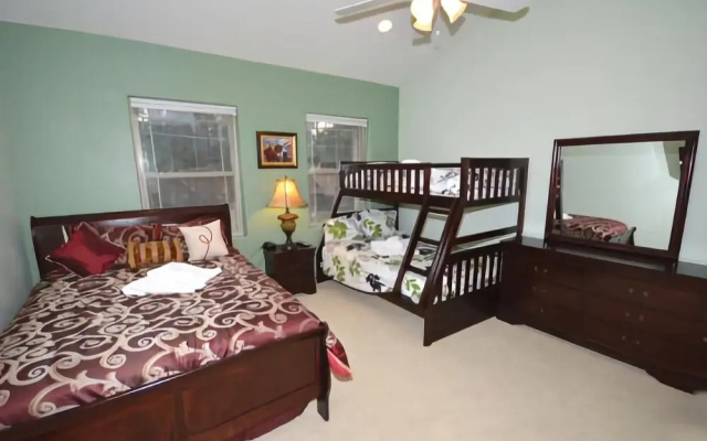 1357 Gilmore Lake