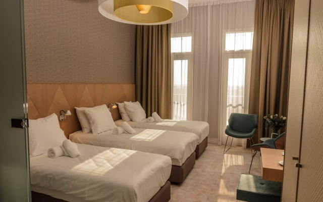 Amadi Panorama Hotel