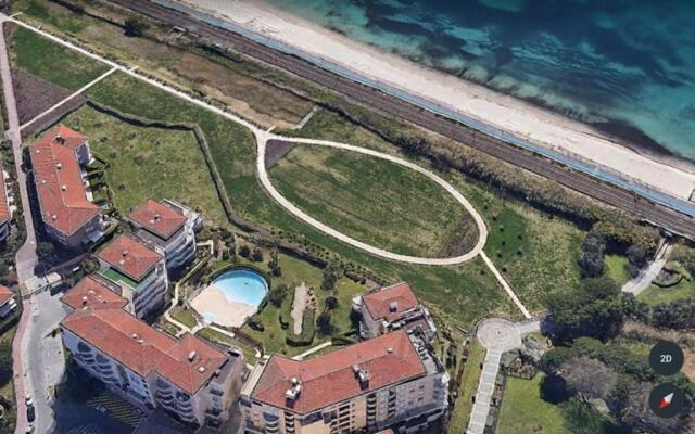 Appartement Juan-les-Pins antibes piscine et mer a 200m