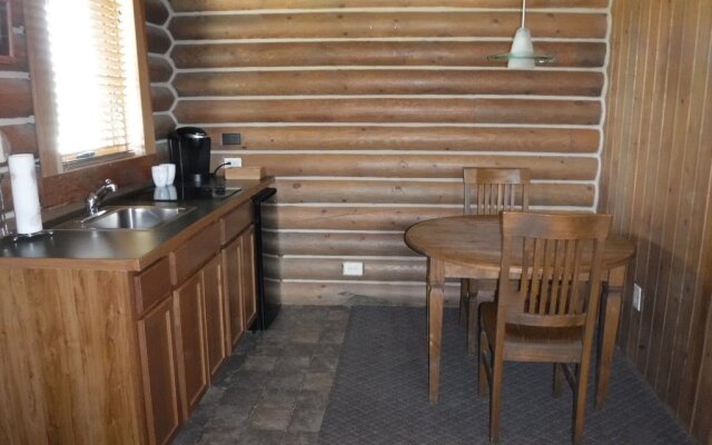 Canyon Cabins Lodging