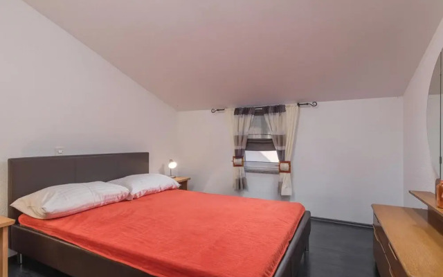 Awesome Home in Labin With Wifi and 4 Bedrooms