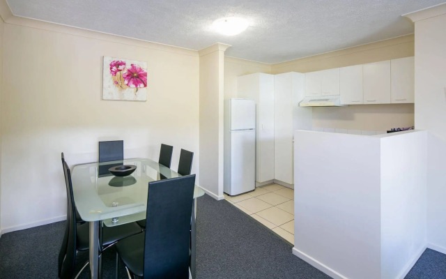 Bay Lodge Apartments
