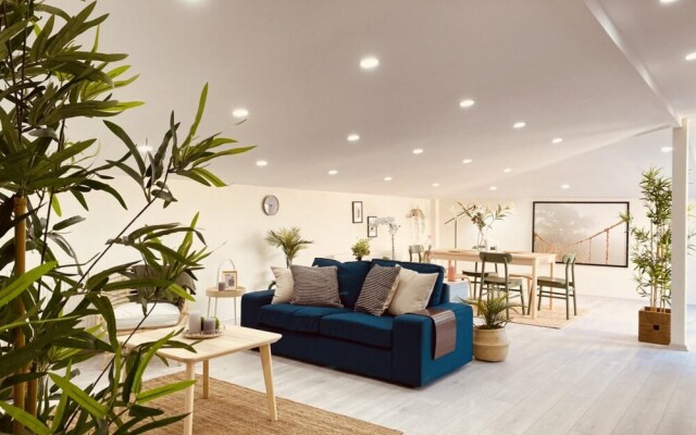 Missafir Exquisite Flat With Terrace in Nisantasi