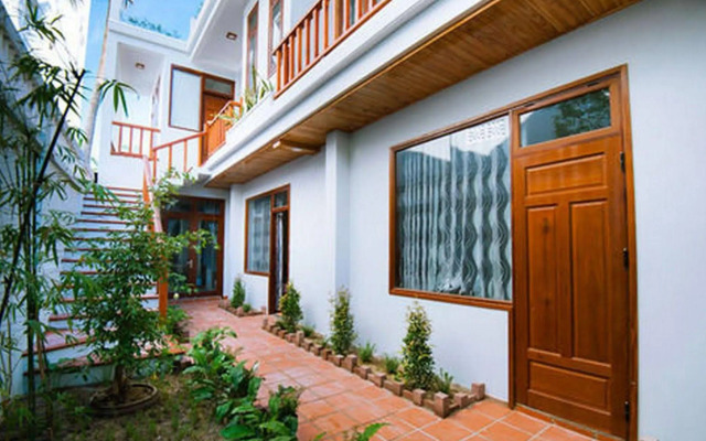 Riverside Plum Garden Homestay