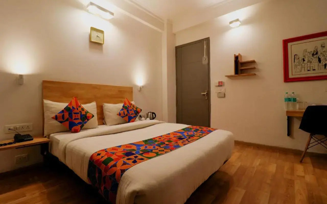 FabHotel The Glory