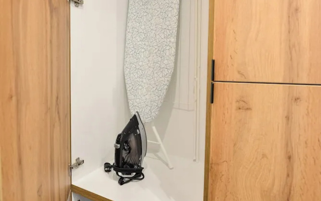 Novo Studio - Cismigiu Gardens - Quiet Room - Smart Tv