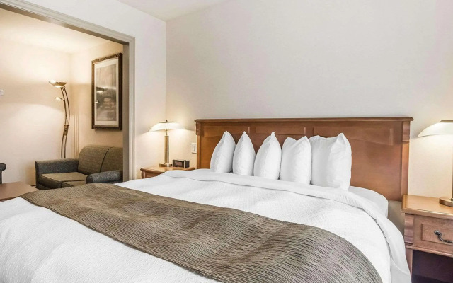 Quality Suites Drummondville