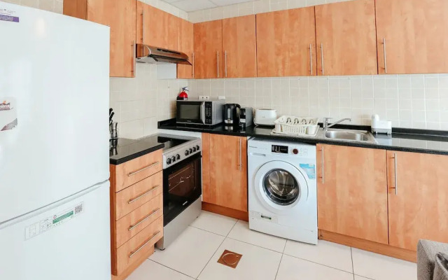 Elegant 1BD with Stunning Views