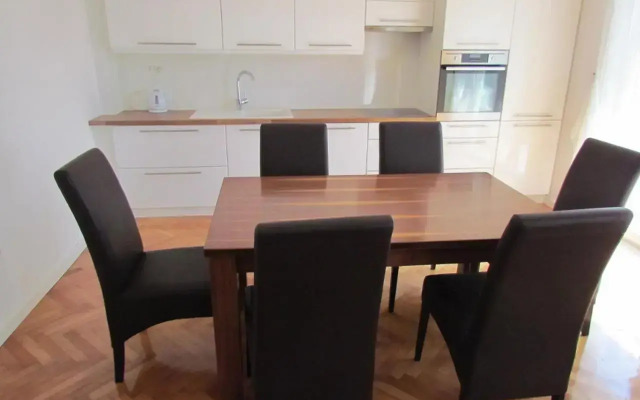 Apartment Mladena