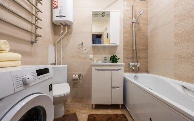 Orange Apart Alpine Quarter