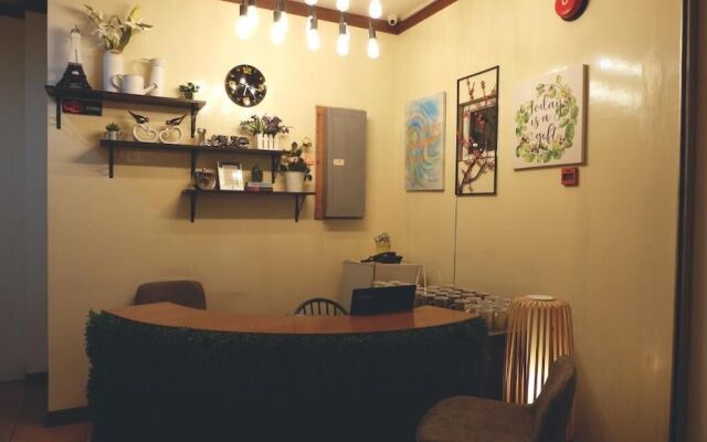 Mactan Cebu Waiting Lounge