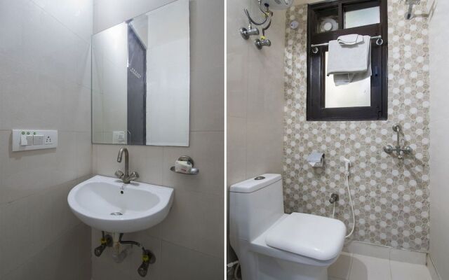 OYO 9935 Hotel Mango House