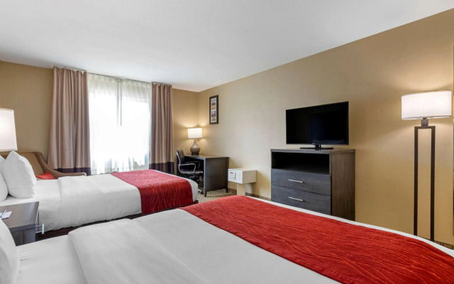 Comfort Inn & Suites Ponca City near Marland Mansion