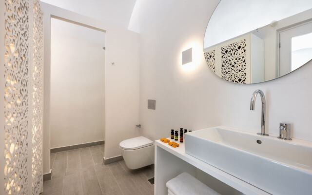 Palm Island Suites