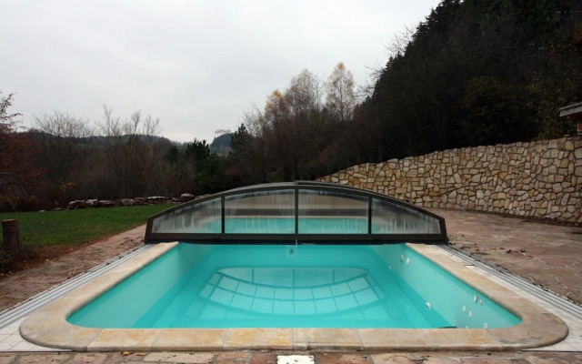 Apartment in Vidochov With Pool