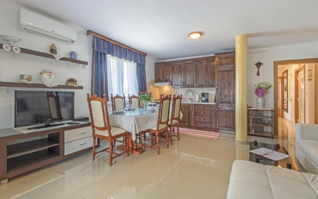 Stunning Home in Medulin With Wifi and 2 Bedrooms