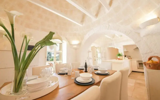 TD Trulli di Carole Renovated Trulli With Pool